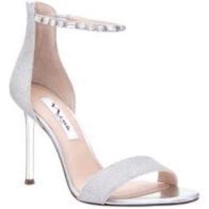 Nina Deena Embellished Sandal - Size 7